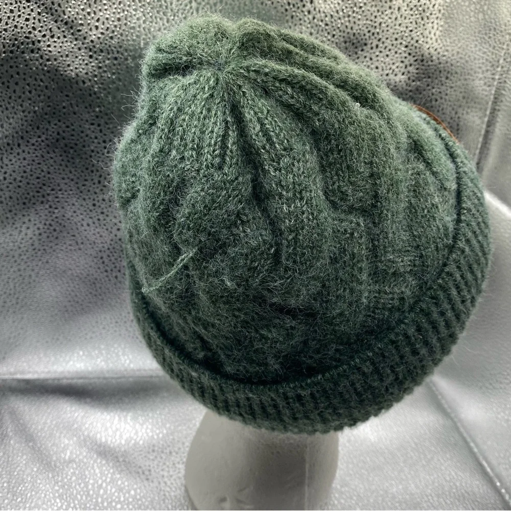 Mainstay Women’s Unique Weave Fuzzy Plush Pom Knit‎ Hat Green